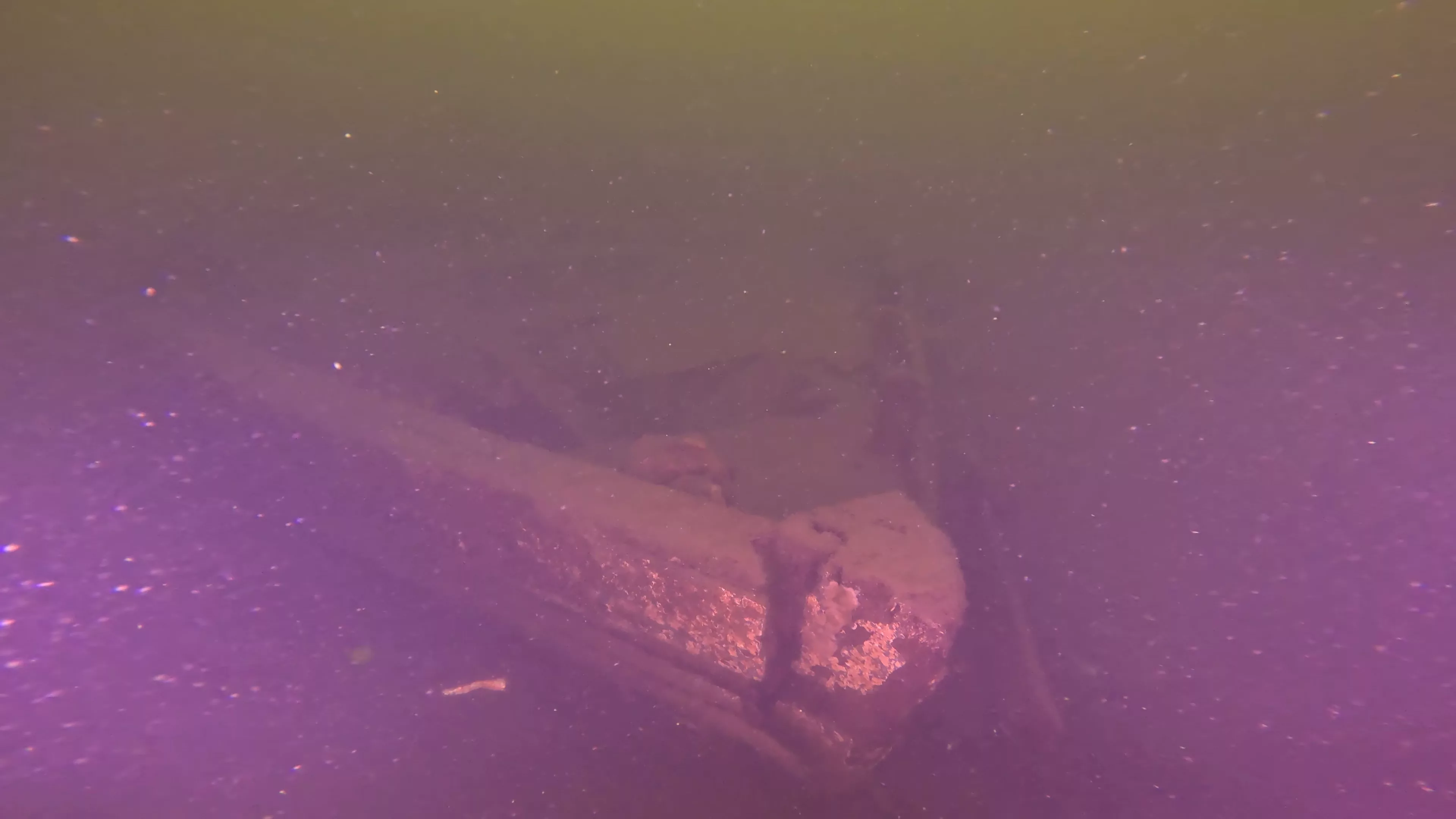 32' Wooden Boat Wreck (LU005), Lake Union, Seattle, WA — photo 6 of 11