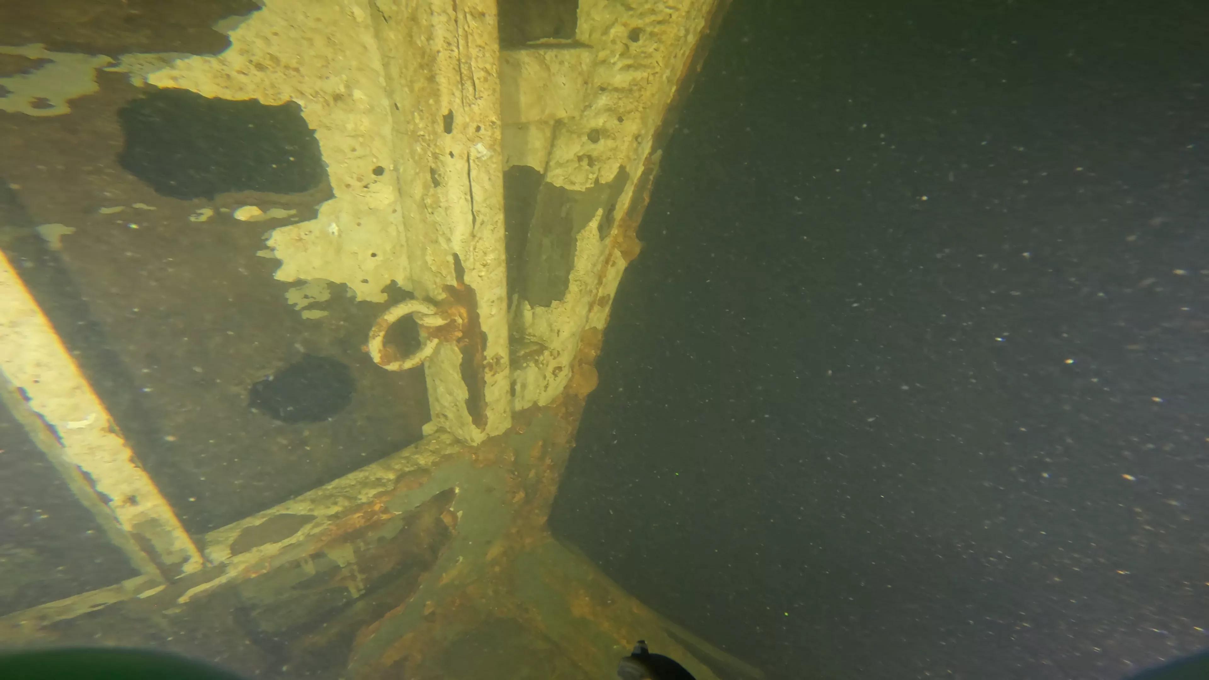 WWII Higgins Boat Wreck (LCVP) (LU006), Lake Union, Seattle, WA — photo 21 of 26