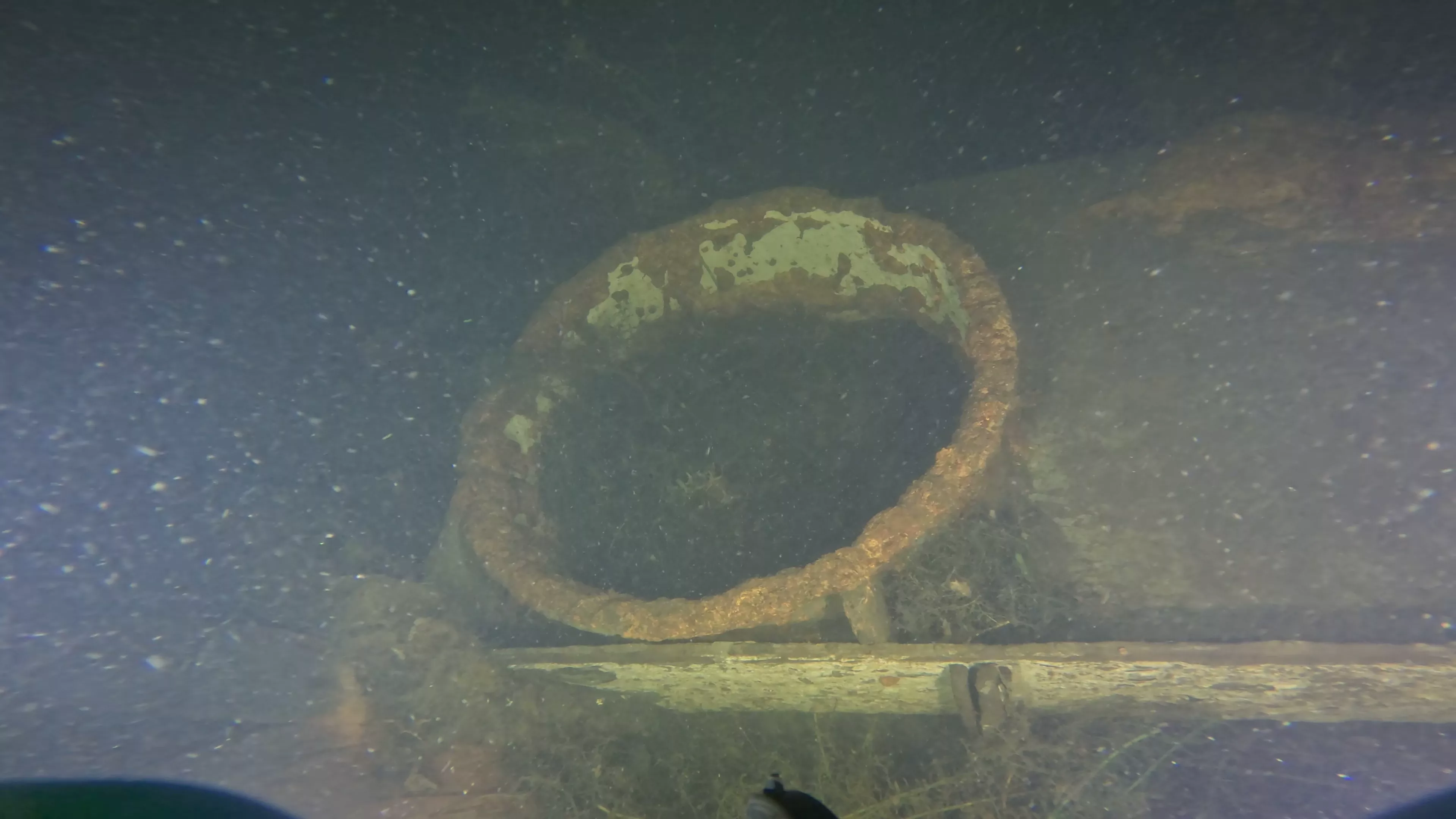 WWII Higgins Boat Wreck (LCVP) (LU006), Lake Union, Seattle, WA — photo 23 of 26