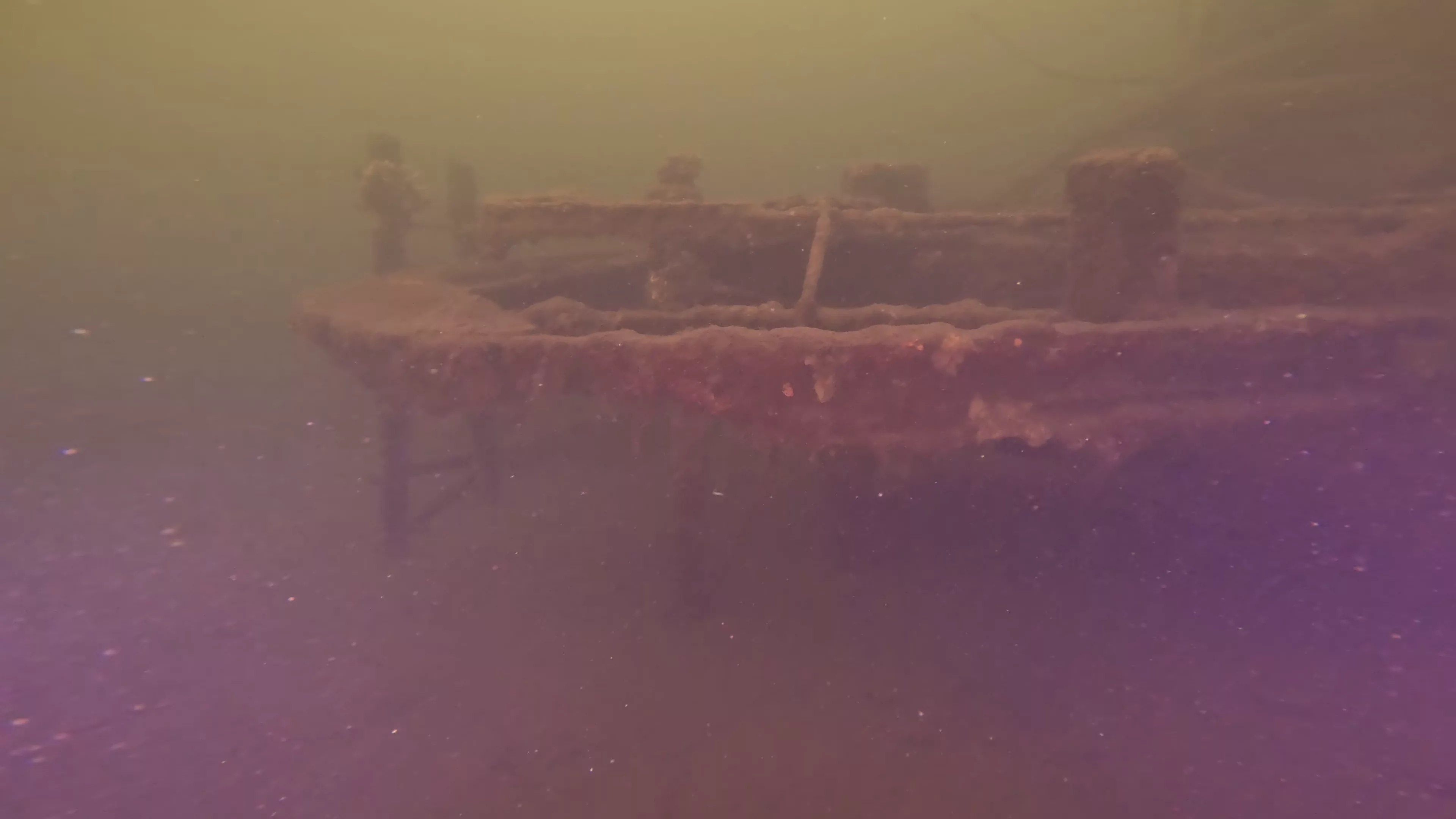 Steel Workboat Wreck (LU021), Lake Union, Seattle, WA — photo 17 of 25
