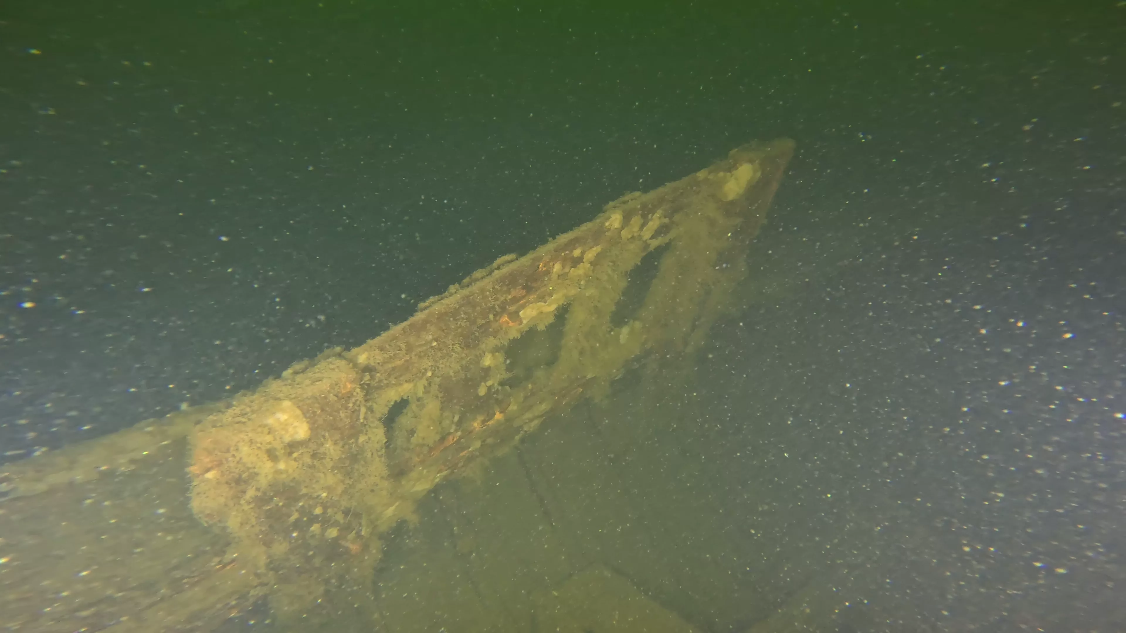 33' Bowsprit Sailboat Wreck (LU024), Lake Union, Seattle, WA — photo 5 of 11