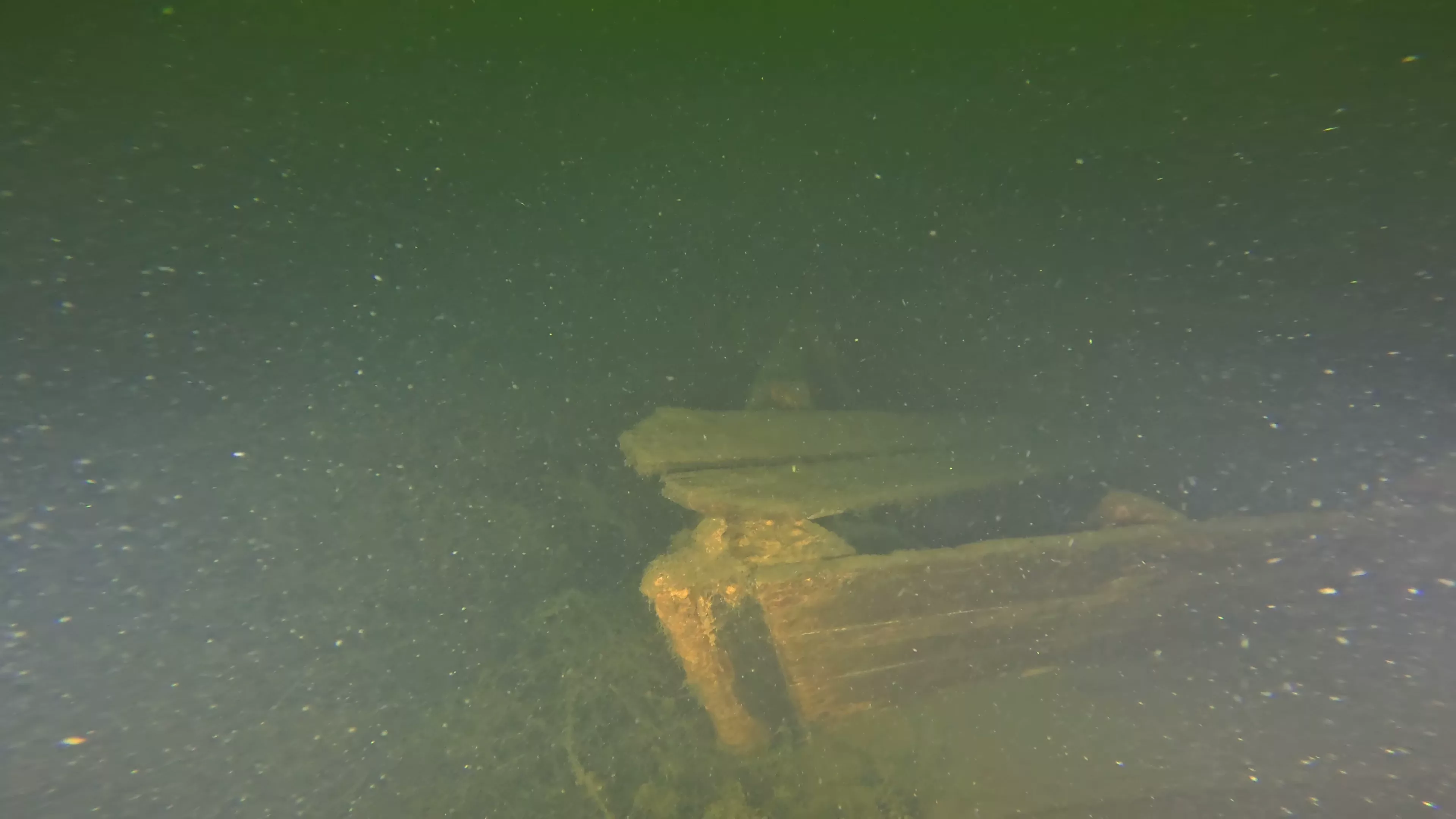 45' Collapsed Wooden Wreck (LU033), Lake Union, Seattle, WA — photo 18 of 19