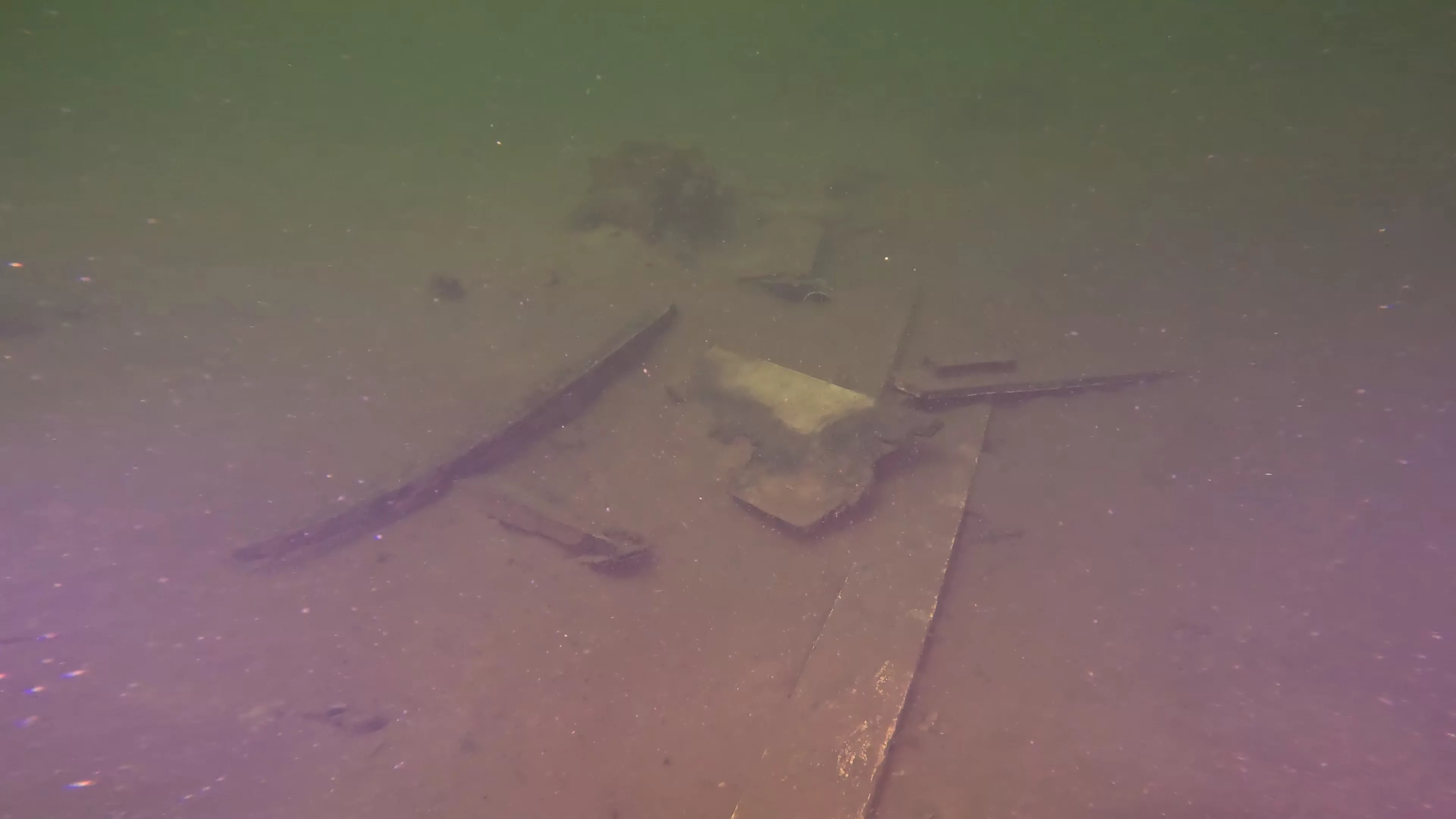 28' Collapsed Wooden Boat Wreck (LU069), Lake Union, Seattle, WA — photo 22 of 29