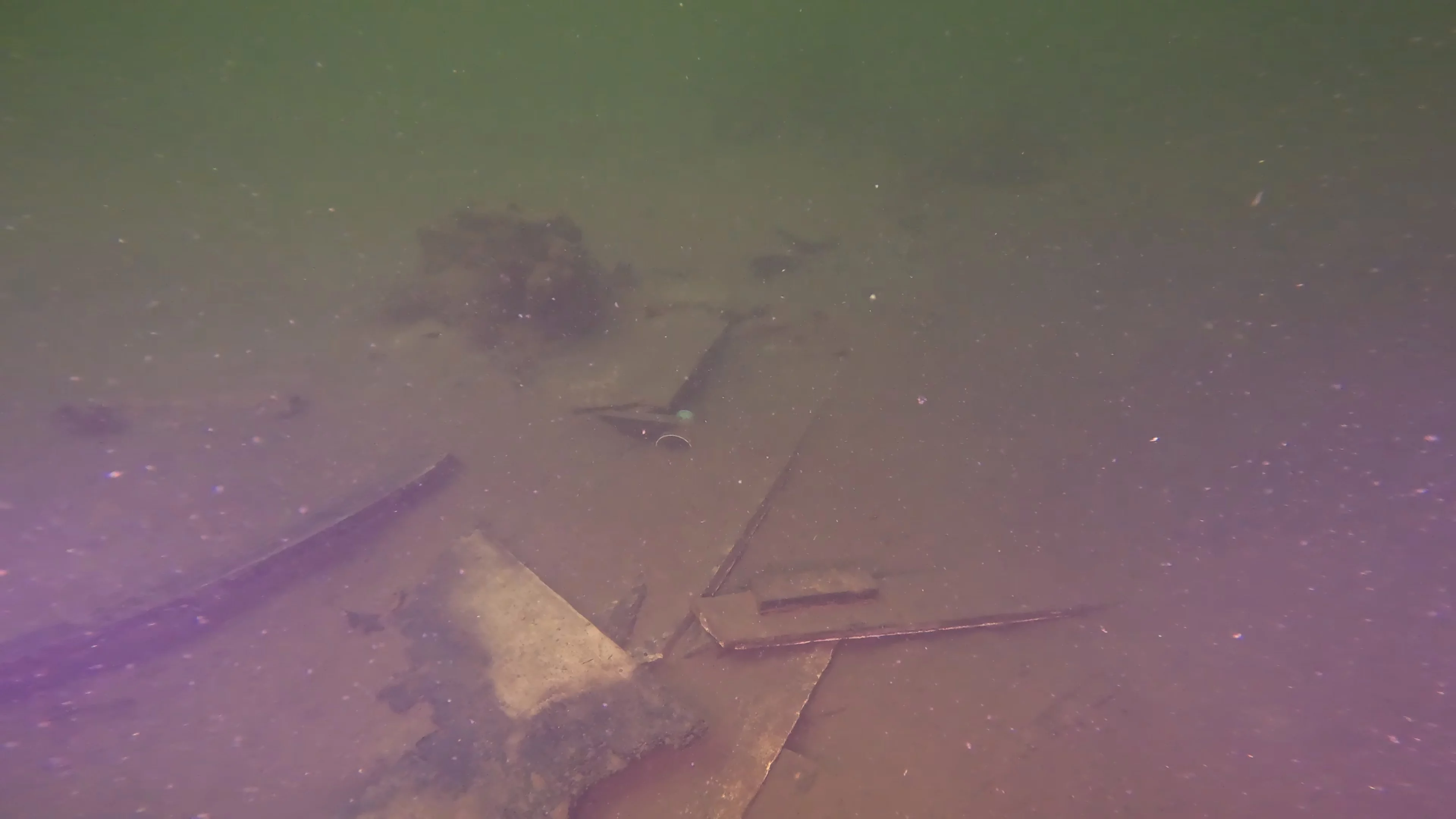 28' Collapsed Wooden Boat Wreck (LU069), Lake Union, Seattle, WA — photo 23 of 29