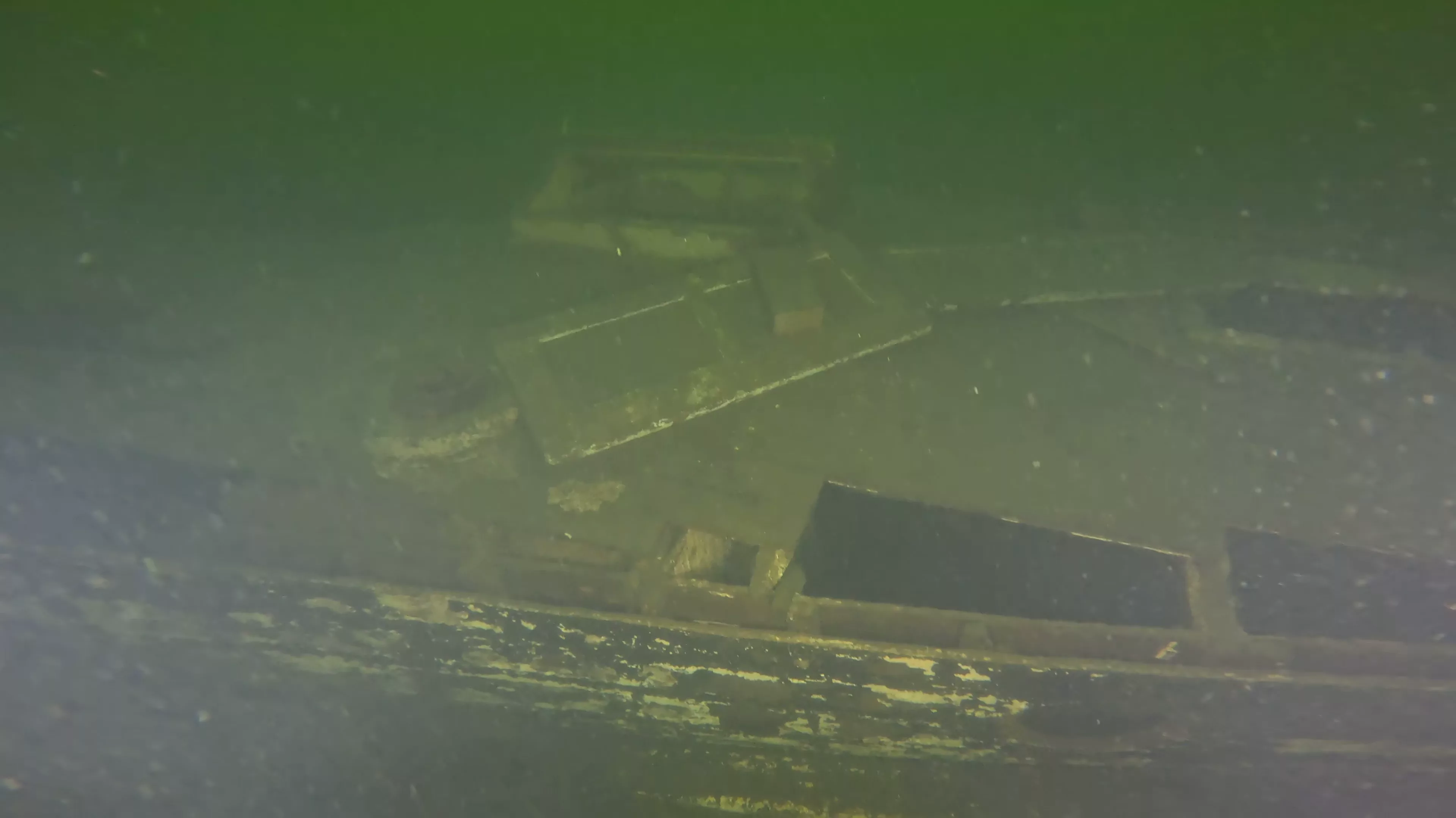 Betty W.: 35' Sailing Vessel Wreck (LU078), Lake Union, Seattle, WA — photo 3 of 24