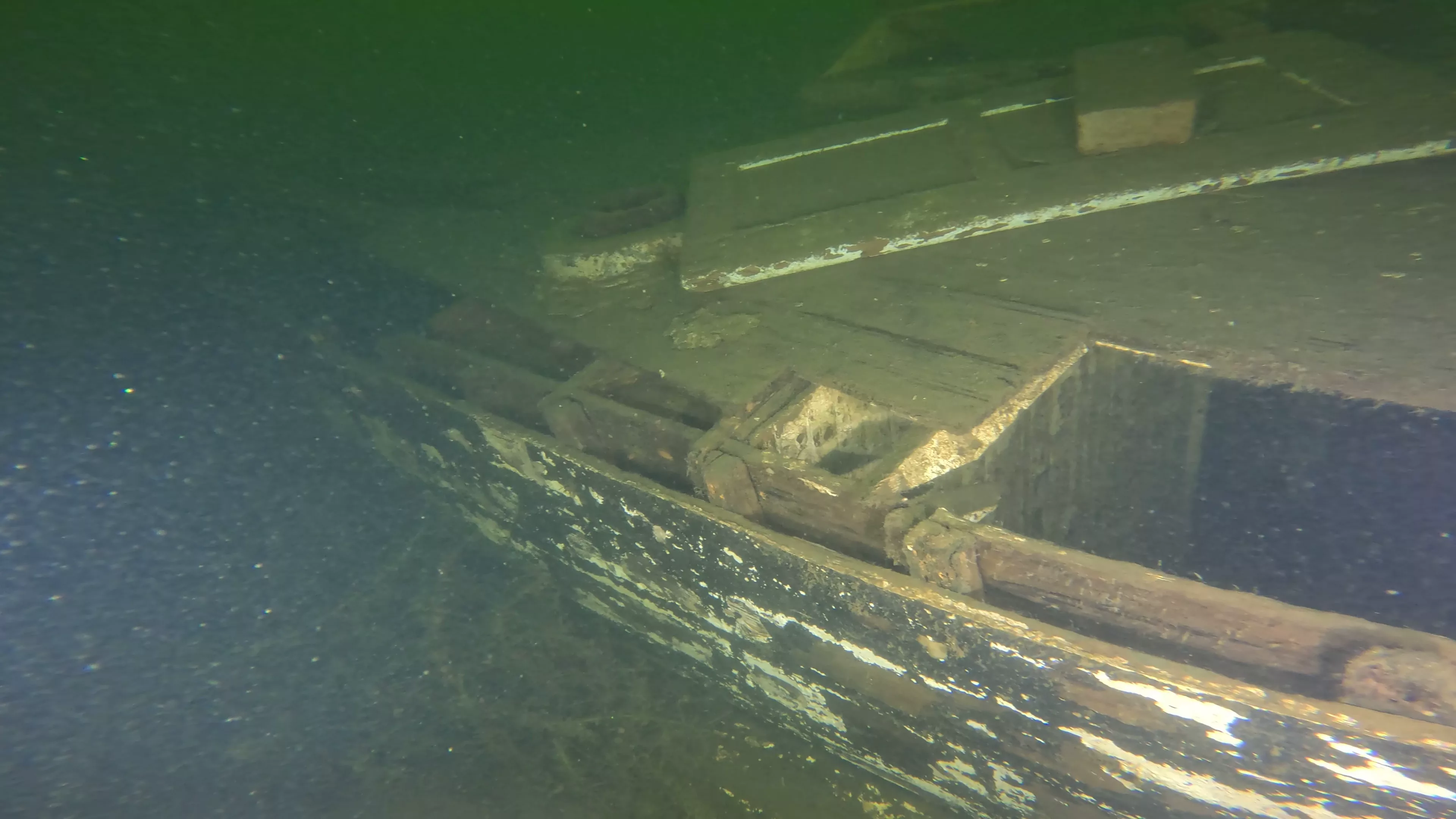 Betty W.: 35' Sailing Vessel Wreck (LU078), Lake Union, Seattle, WA — photo 5 of 24