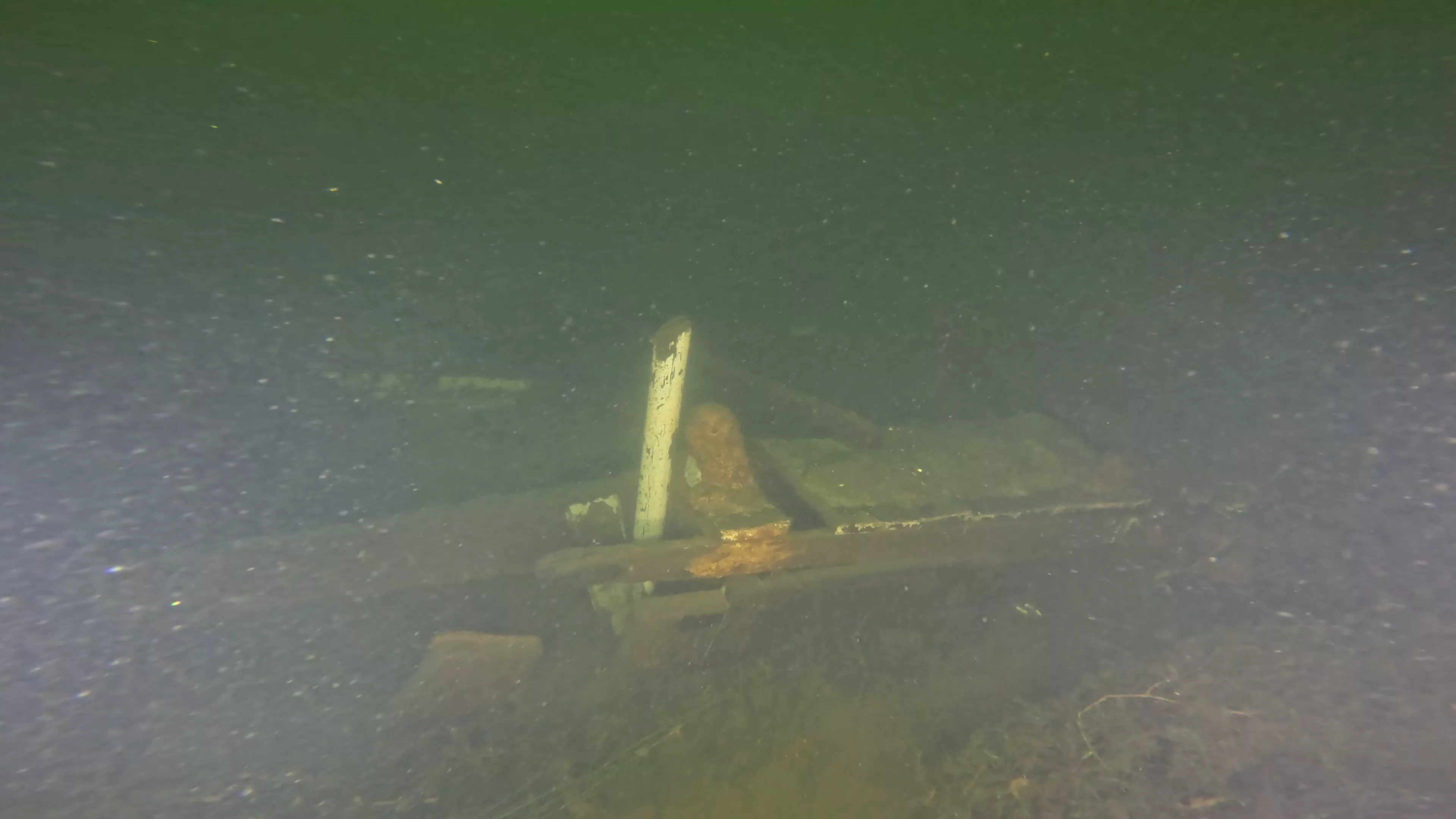 Betty W.: 35' Sailing Vessel Wreck (LU078), Lake Union, Seattle, WA — photo 15 of 24