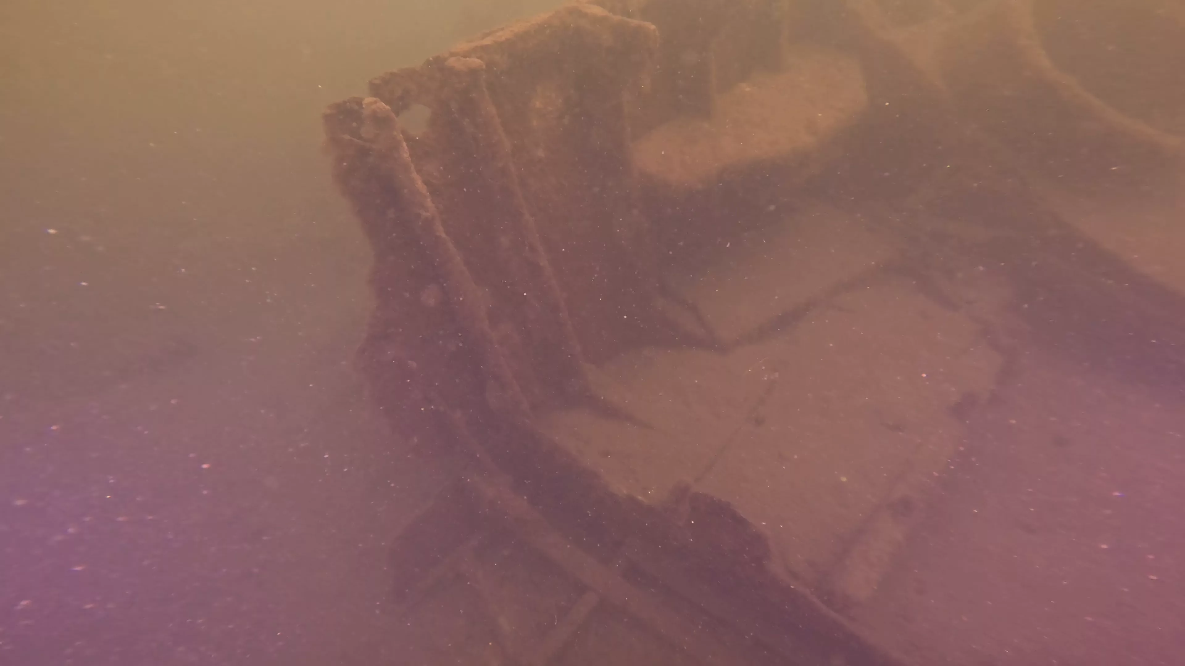 Mixed-Material Work Boat Wreck (LU082), Lake Union, Seattle, WA — photo 7 of 17