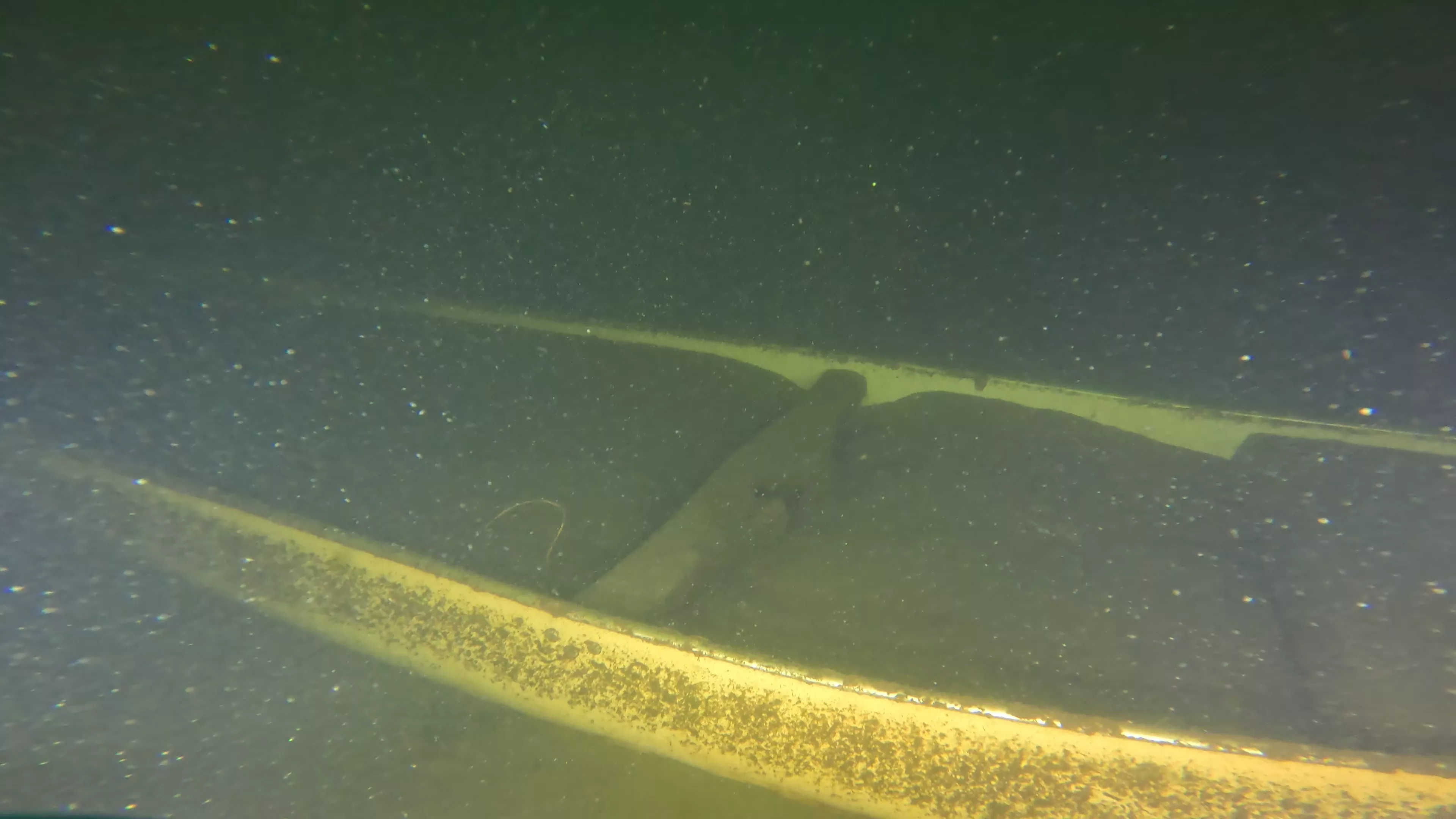 14' Fiberglass Rowboat Wreck (LU094), Lake Union, Seattle, WA — photo 3 of 8