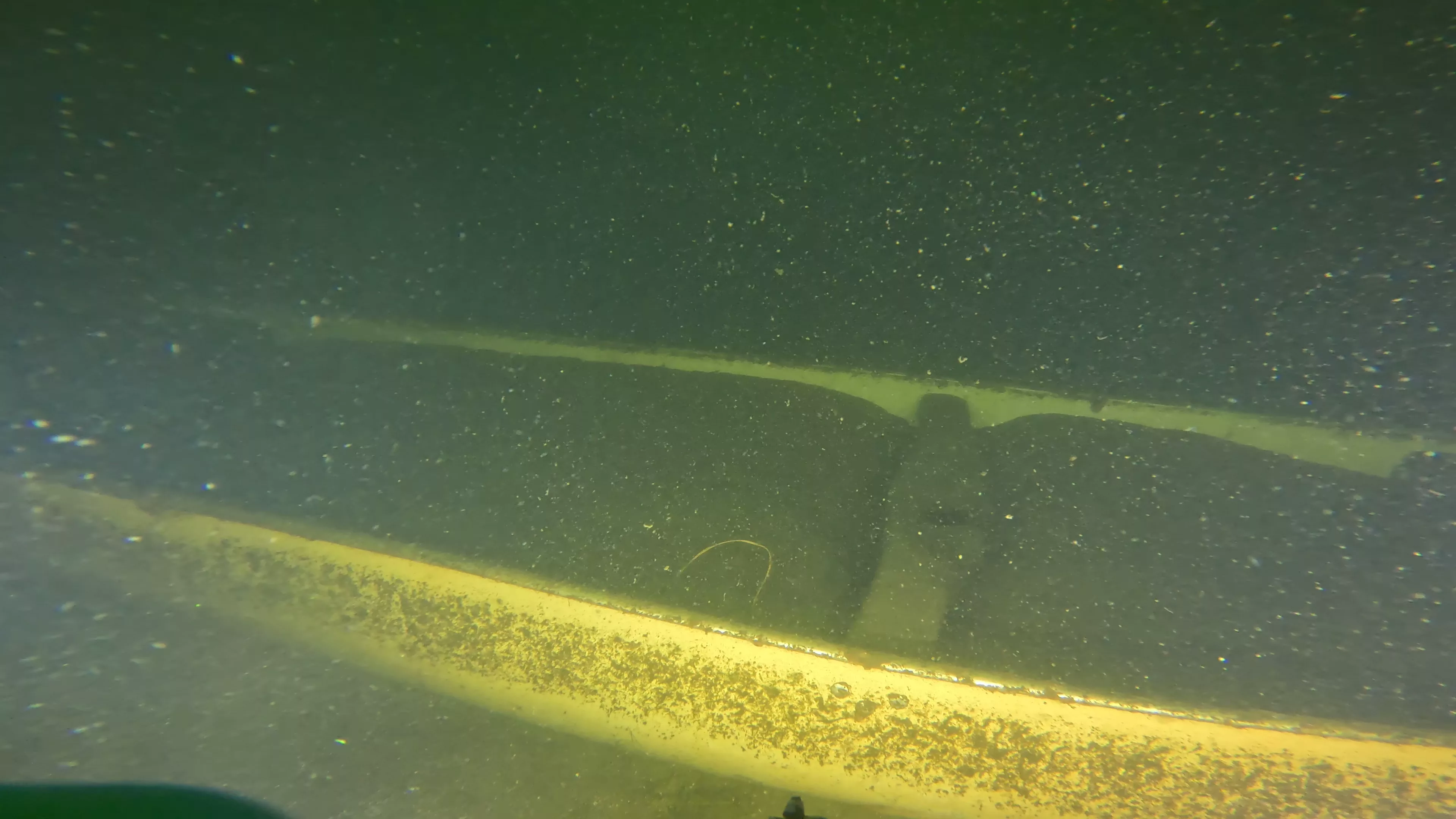14' Fiberglass Rowboat Wreck (LU094), Lake Union, Seattle, WA — photo 4 of 8