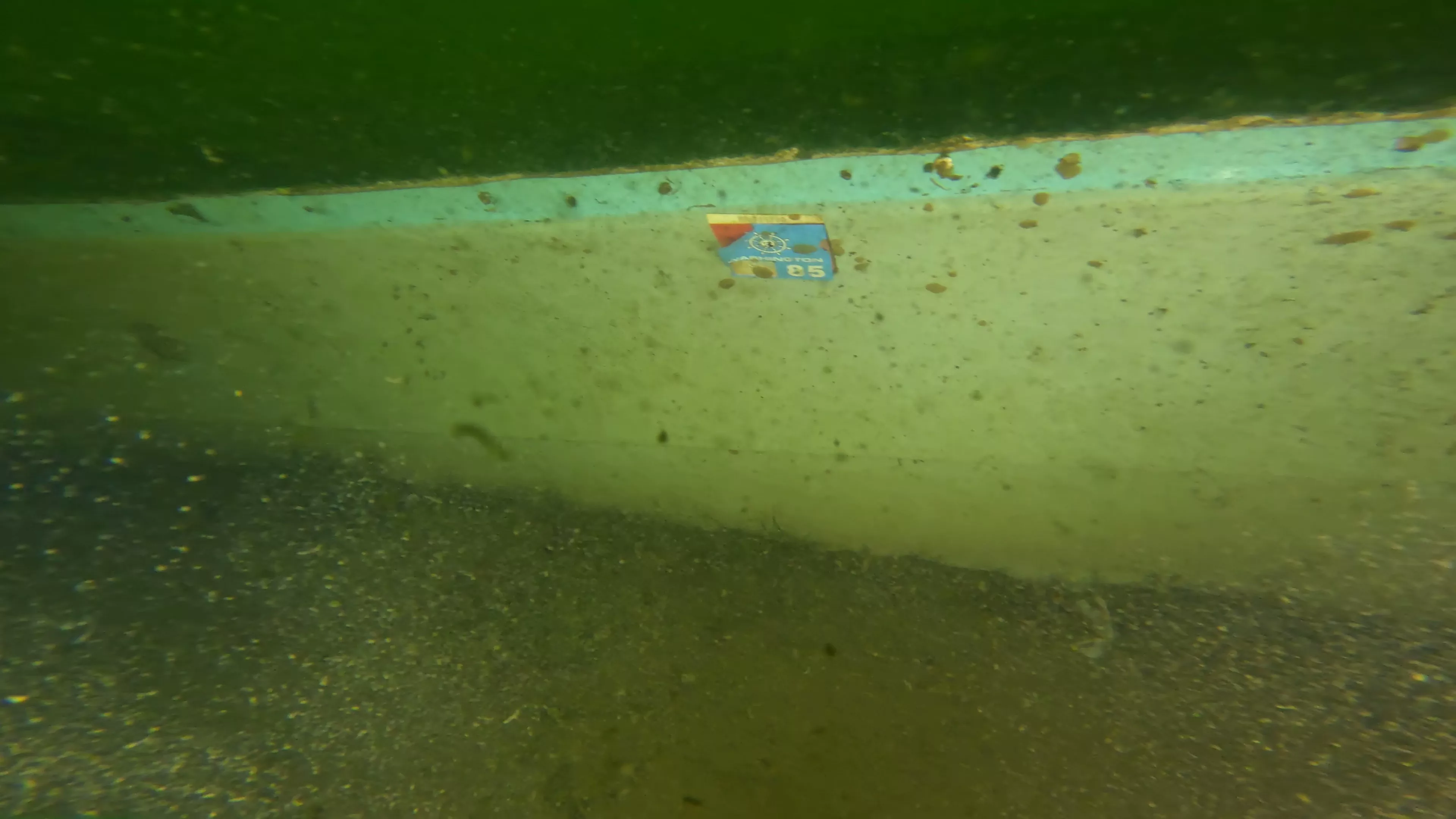 14' Fiberglass Boat Wreck (LU096), Lake Union, Seattle, WA — photo 3 of 16