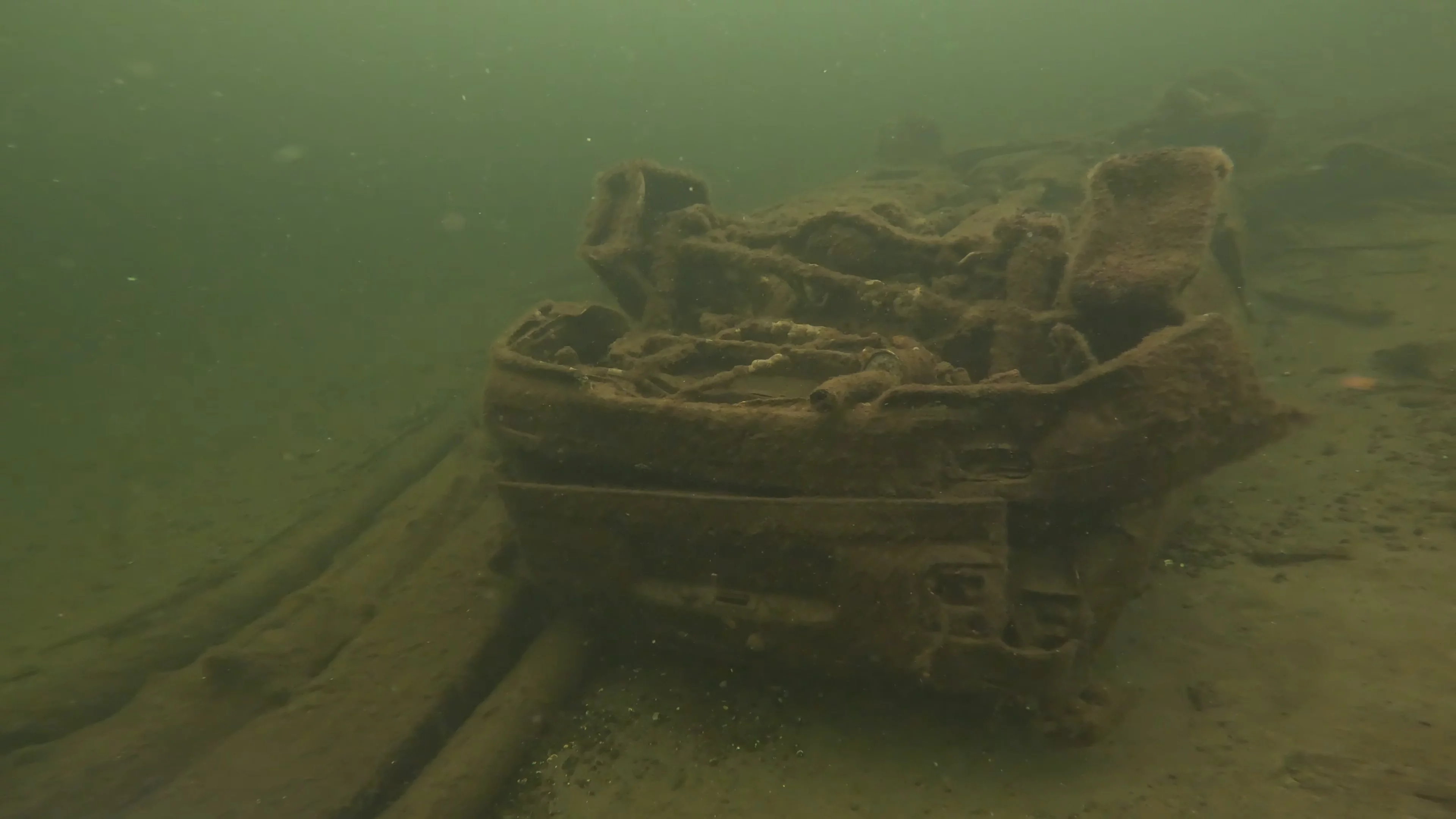 Sunken Car Wreck (V6 Badge) (LU102), Lake Union, Seattle, WA — photo 6 of 15